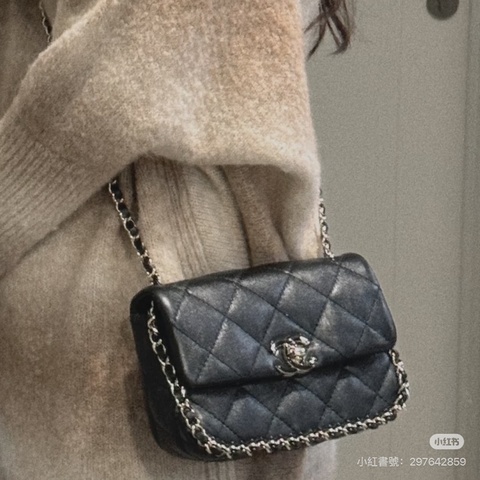 💎Chanel香奈兒｜24p琺瑯扣 皮穿鏈黑金cf大mini ｜98新芯片款