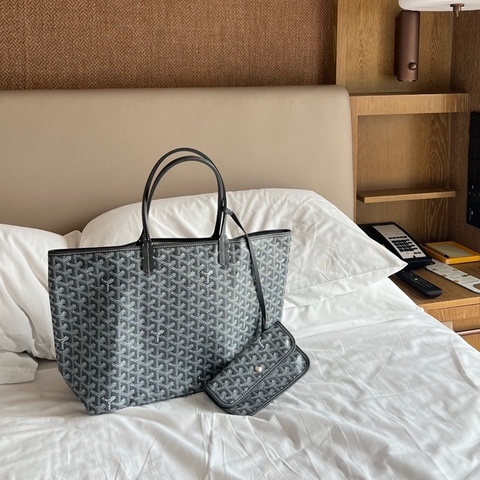 Goyard GM 灰色