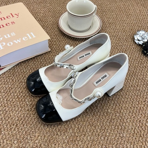 miumiu 黑白瑪麗珍 珍珠高跟鞋 36.5碼