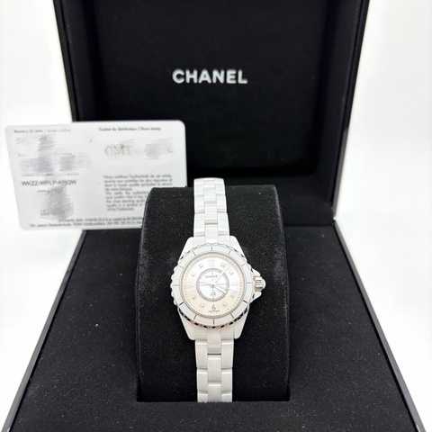 CHANEL香奈兒J12系列H2570 石英女士腕表 2020年全套附件如圖，表徑29mm 陶瓷精鋼