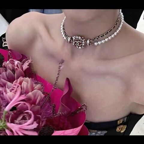 Chanel 香奈兒 雙層異形方鑽鏤空雙C皮穿鏈珍珠項鍊
