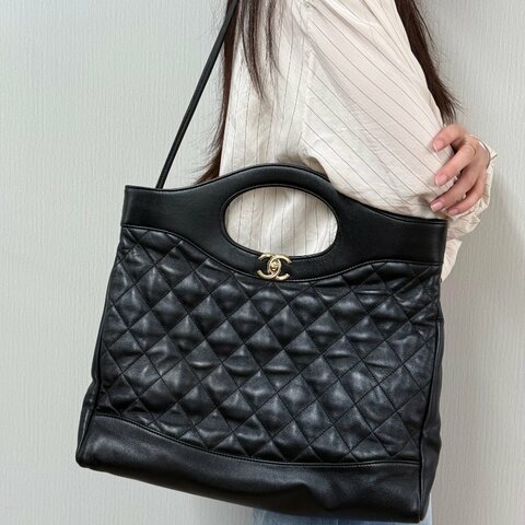 CHANEL 黑金31bag大號 手提肩背斜背包 39*32*8 98新配件盒子 塵袋 保卡