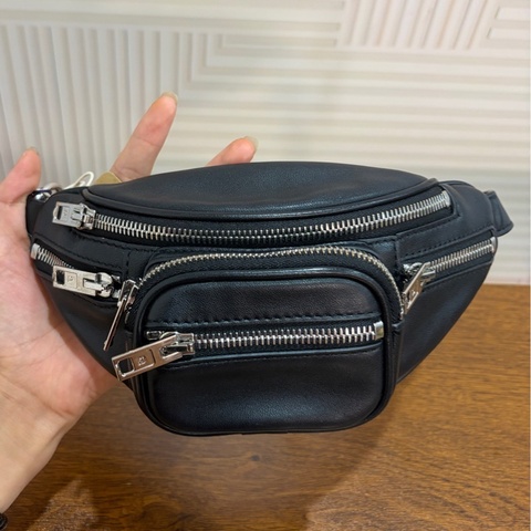 巴黎世家 Balenciaga 機車胸包斜挎包迷你 男女同款