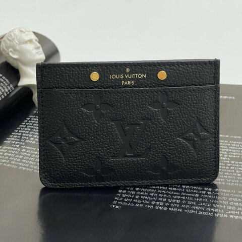 LV Monogram Empreinte 皮革名片夾