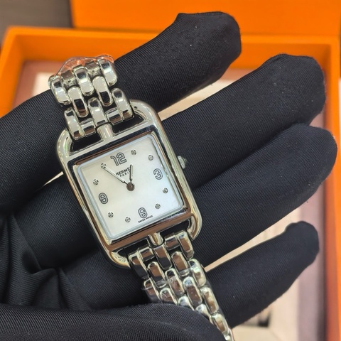 愛馬仕/Hermes Cape Cod腕表 W403521WW00 石英機芯 不鏽鋼 31，未使用品帶膜國行全套。
