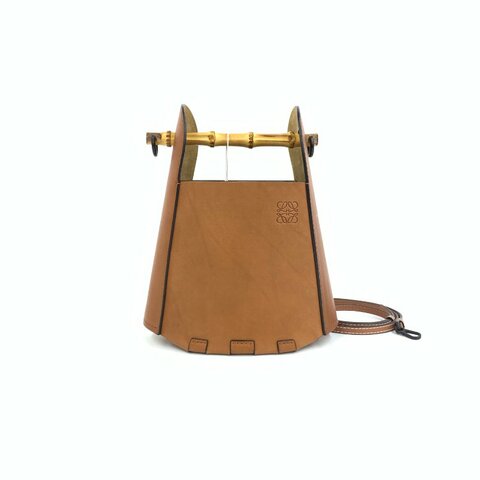 LOEWE 棕色 竹手柄 水桶 肩背包
