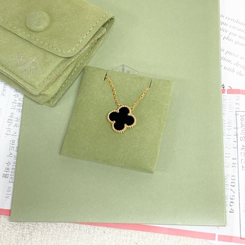Van Cleef & Arpels VCA 梵克雅寶 Vintage Alhambra 黑花項鍊