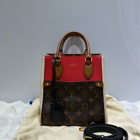 LV 路易威登flod tote手提單肩包 紅色  尺寸：20cm *18.5cm *22cm