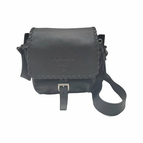Prada 黑色 斜背包
