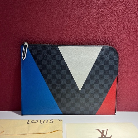 閒置未使用路易威登Louis Vuitton 美洲杯帆船系列限量款男士手拿包