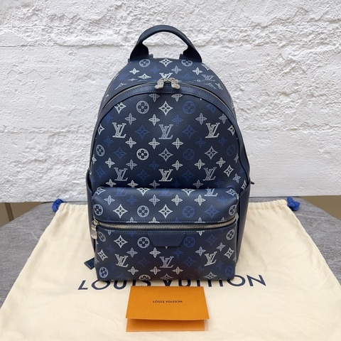 99新Louis Vuitton lv 路易威登新款阿波羅藍色配色雙肩包芯片款 配件塵袋