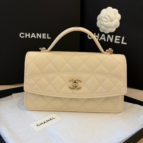 閒置新 Chanel香奈兒 米色 金扣 腰線 風琴包手提包斜挎包 荔枝牛皮 芯片款