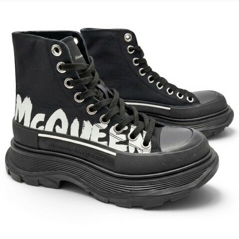 Alexander McQueen Graffiti Tread Slick
高筒帆布靴(EU 36)