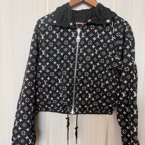 Chanel外套穿34碼