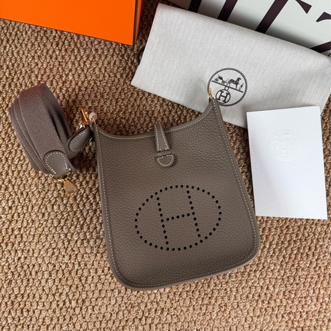 Hermes mini evelyne 大象灰 同色肩帶 金扣