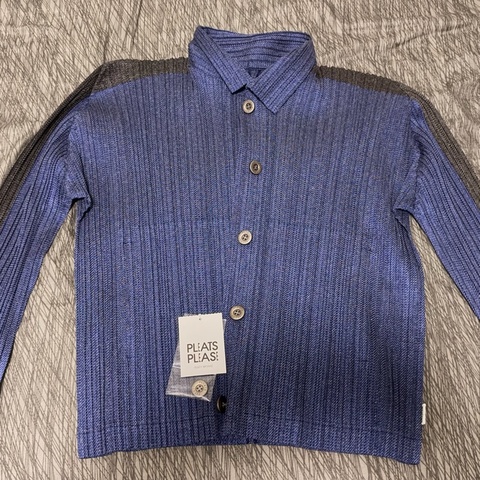 【全新專櫃正品】PLEATS PLEASE ISSEY MIYAKE 經典 COTTON DENIM 丹寧系列 (PP63JC222)