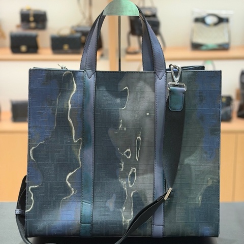 FENDI芬迪 超美暈染 藍黑漸變托特包購物袋 尺寸41*19*35cm 未使用