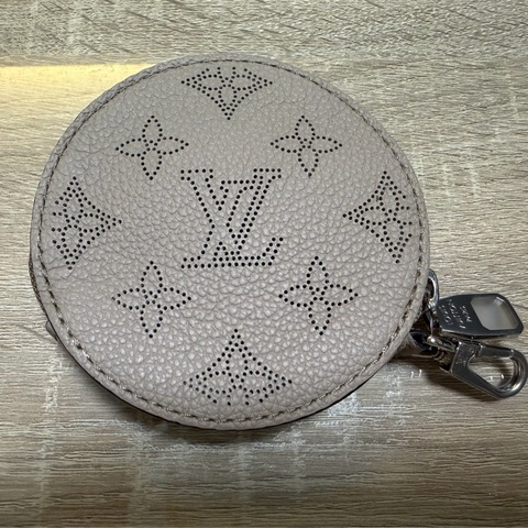 LV 圓形零錢包