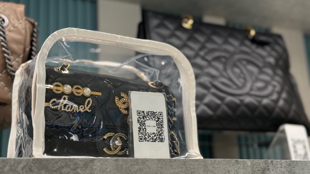 精品電商 PopChill 拍拍圈首間門市_精品QR Code