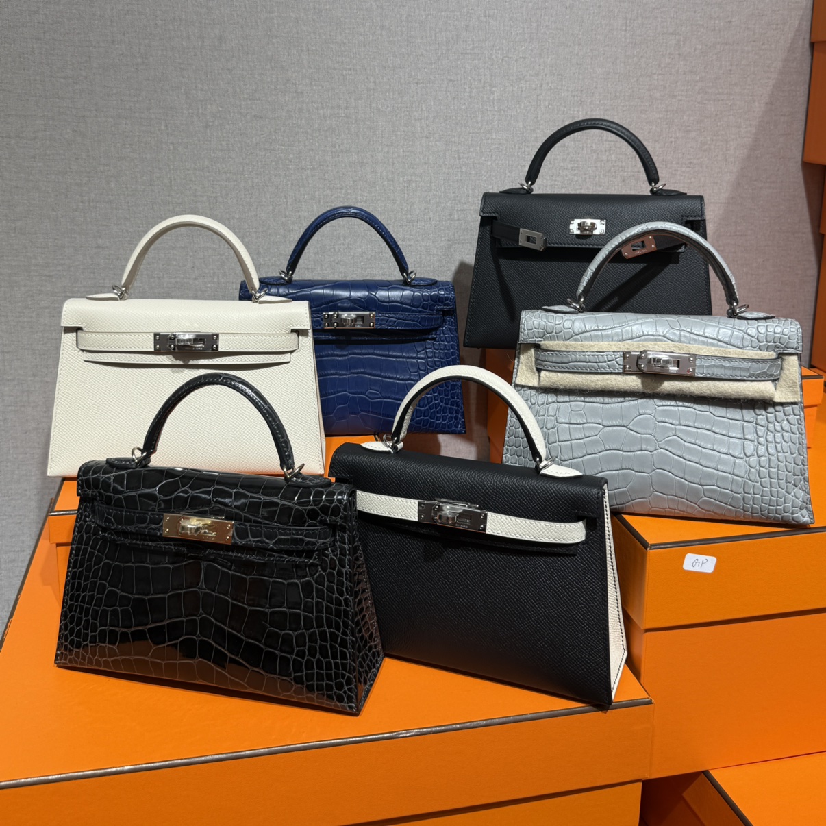 Reluxuy-奢來奢去 香港尖沙咀店